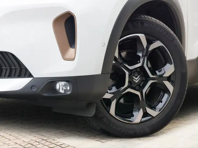 Citroen C5 Aircross view 5