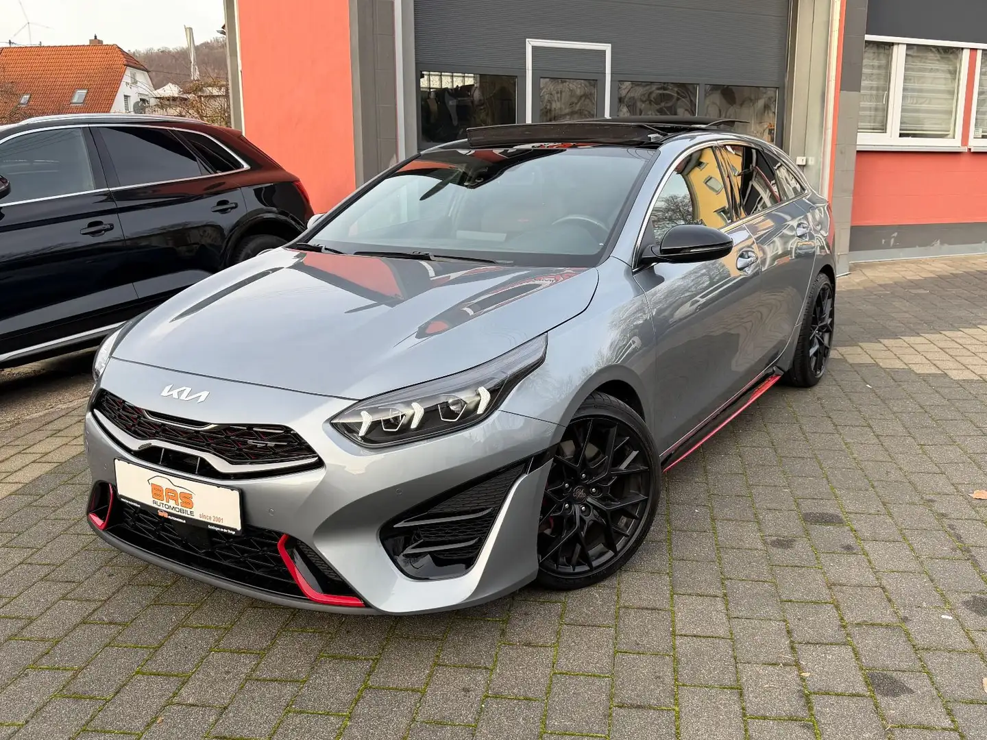 Kia ProCeed / pro_cee'd ProCeed GT*NAVI*LED*PANO*KAM*ALCANTARA*JBL* Silber - 1