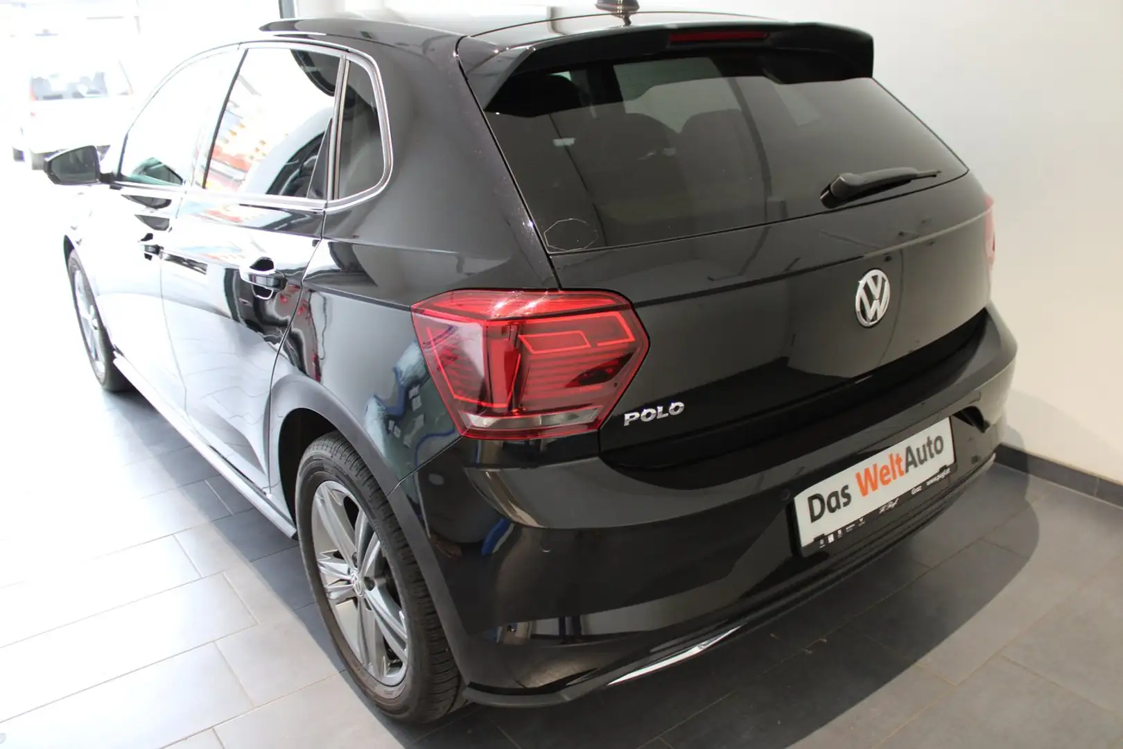 Volkswagen Polo Comfortline TSI DSG OPF Schwarz - 2