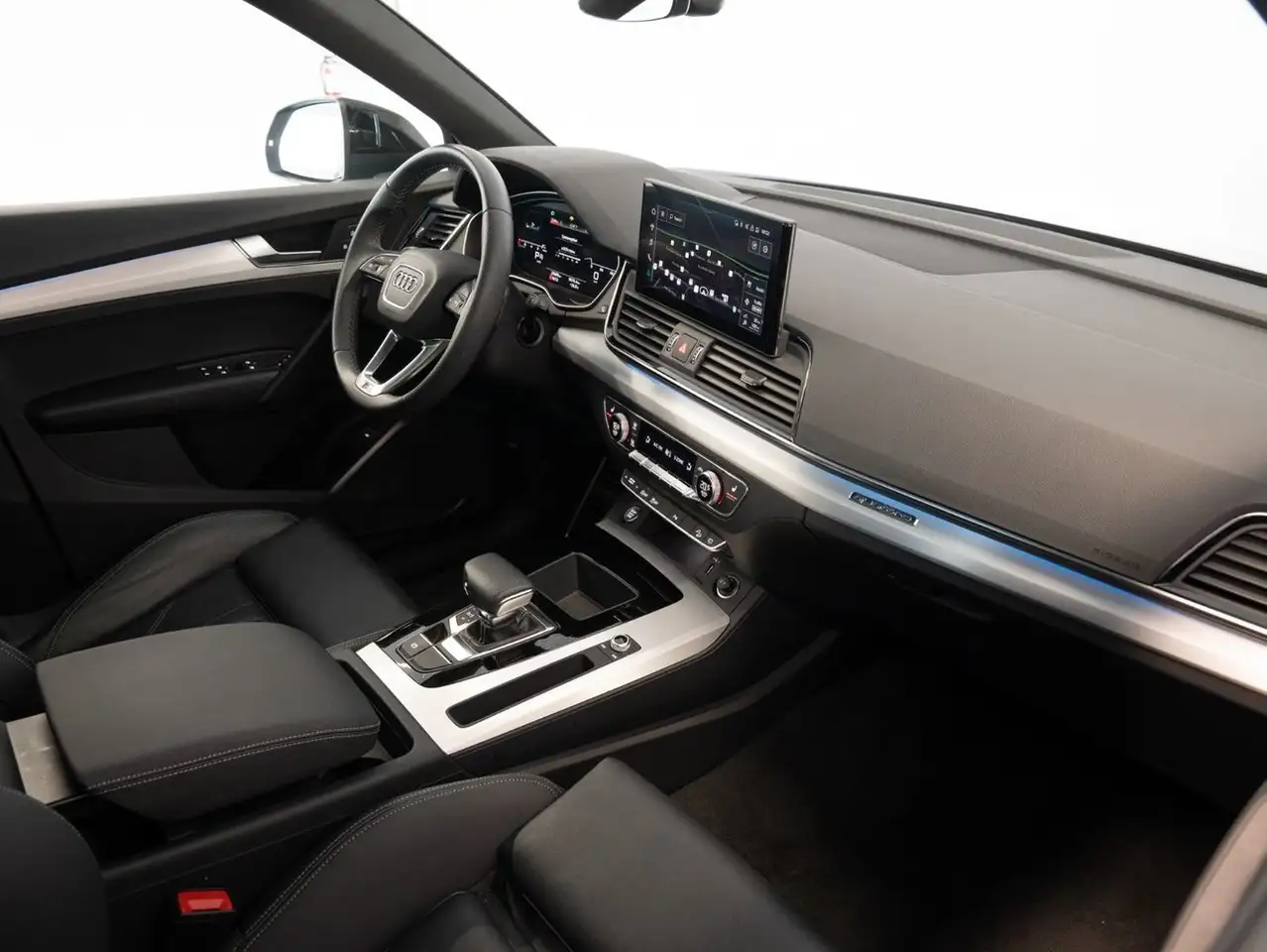 Audi Q5 снимка Audi Q5