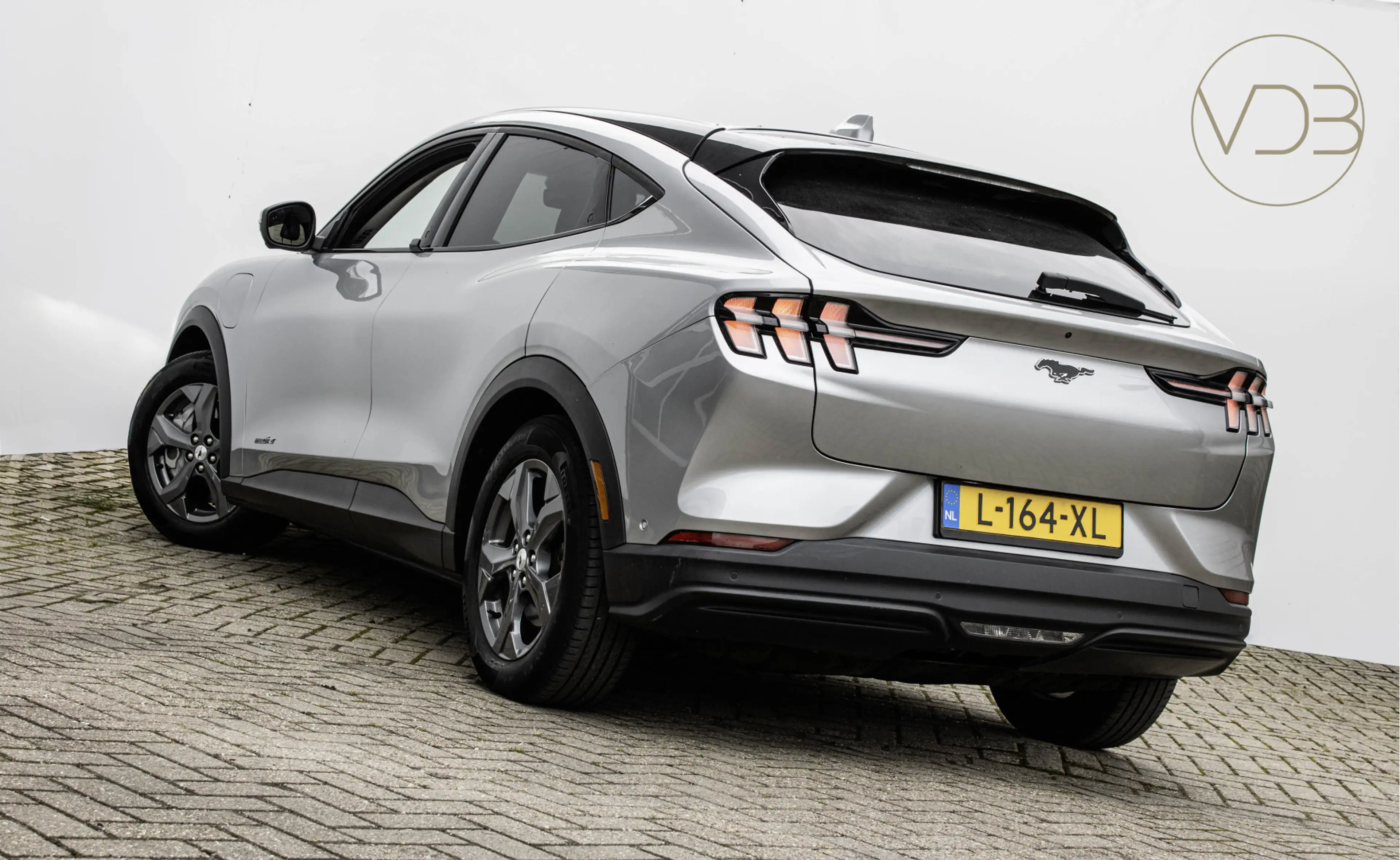 Ford Mustang Mach-E RWD 75 kWh SOH 95% B&O Origineel NL / incl BTW — photo 5