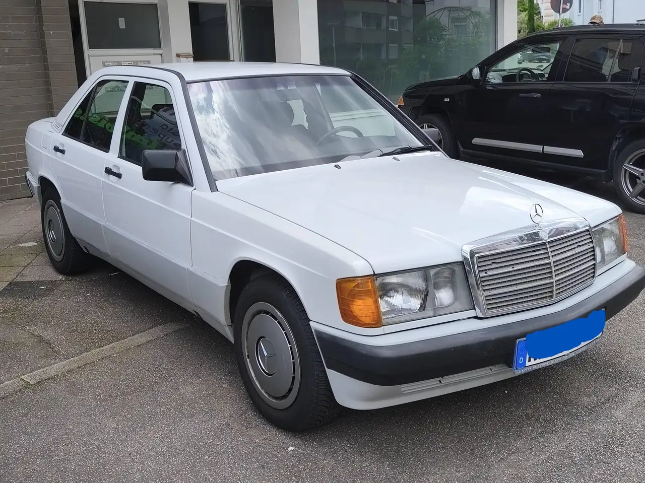 Mercedes-Benz 190 E 1.8, foto 1
