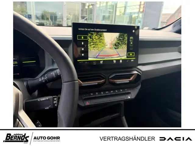 Dacia Duster view 15