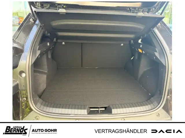 Dacia Duster view 5