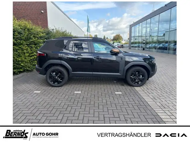 Dacia Duster view 3