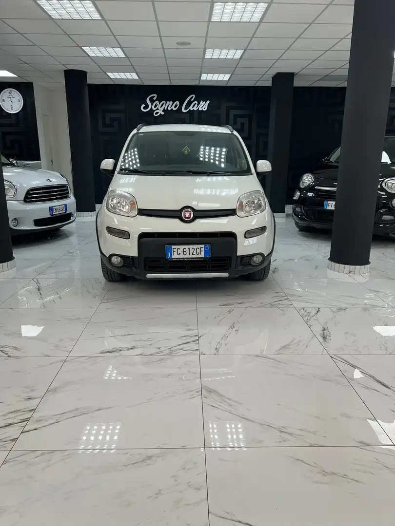 Fiat Panda Panda 0.9 t.air t. natural power Easy 80cv Weiß - 1
