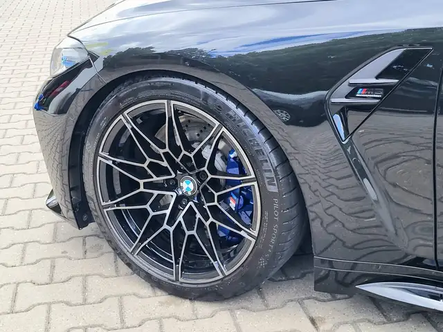 BMW M3 view 10