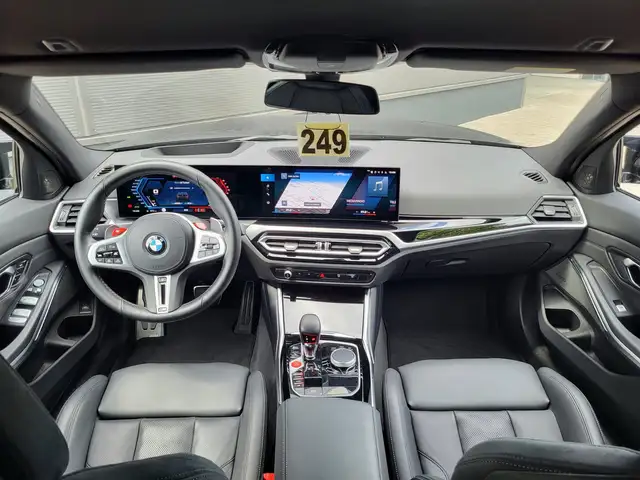 BMW M3 view 11
