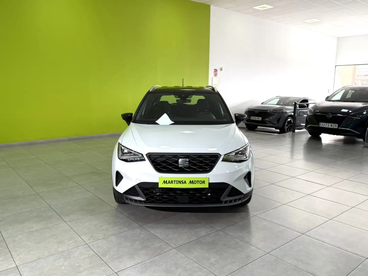 SEAT Arona 1.0 TSI S&S FR XM 115 Blanco - 2