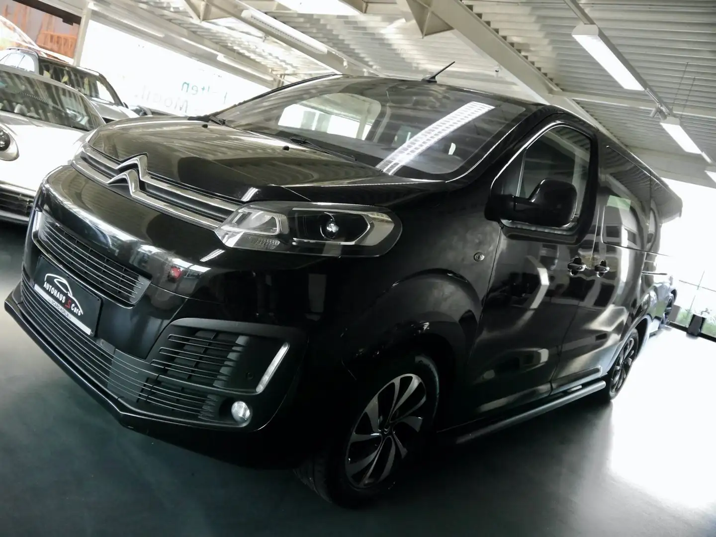 Citroen Spacetourer Spacetourer Business Lounge XL*Voll*Pano*Leder* Černá - 2