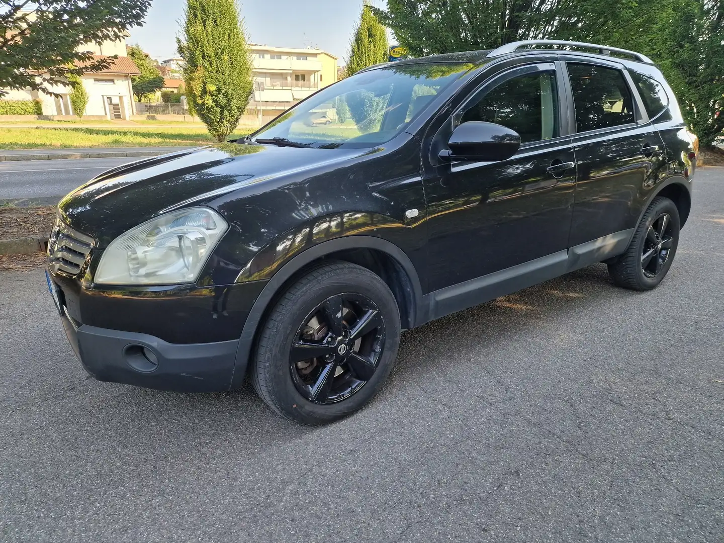 Nissan Qashqai+2 2.0 dCi DPF 4x4 Aut. tekna Nero - 1