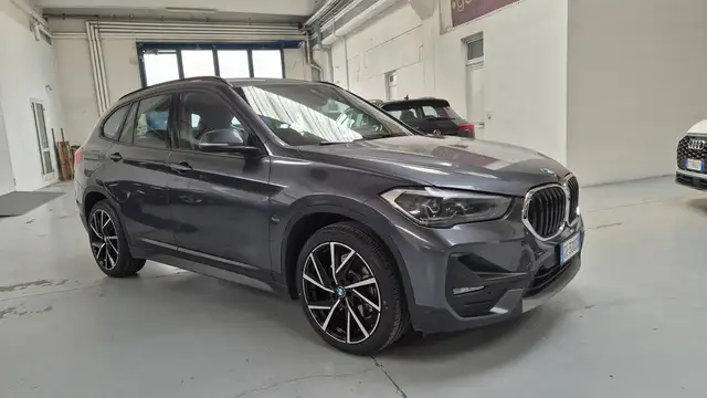 BMW X1 X1 xdrive25e auto-CERCHI 19-PREZZO REALE-220cv