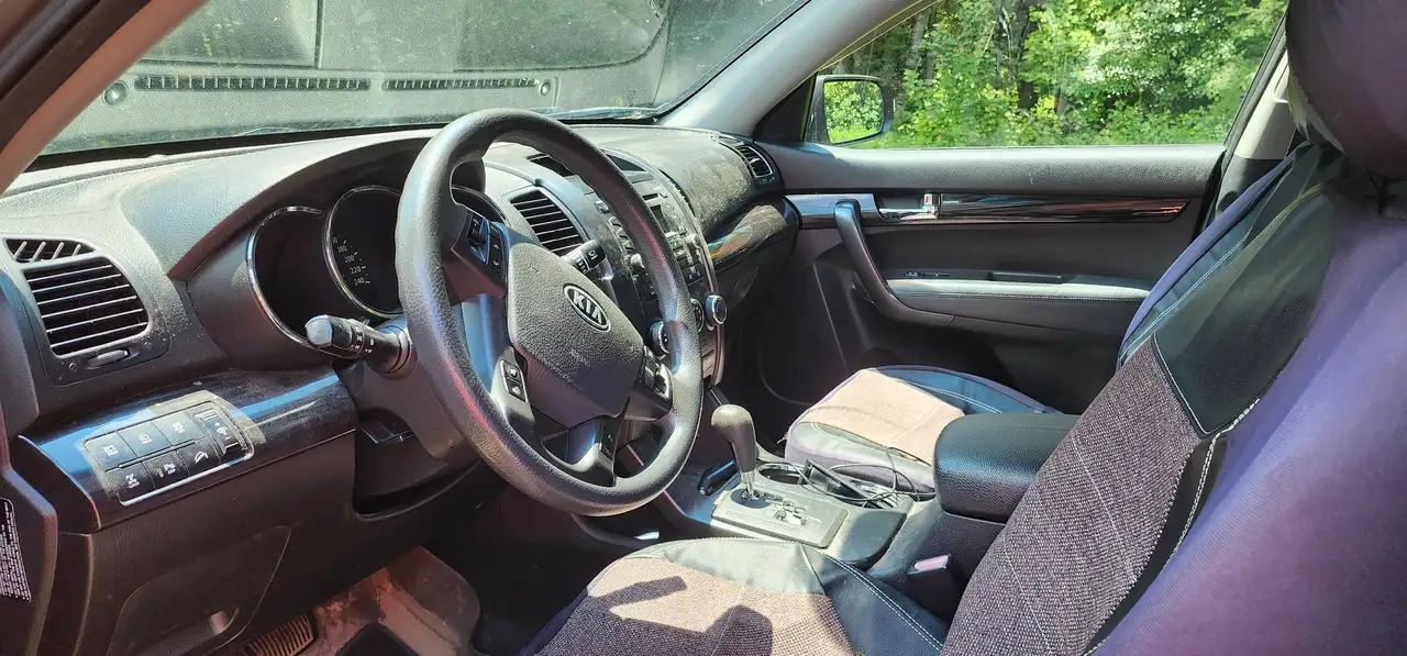 Kia Sorento photo Kia Sorento