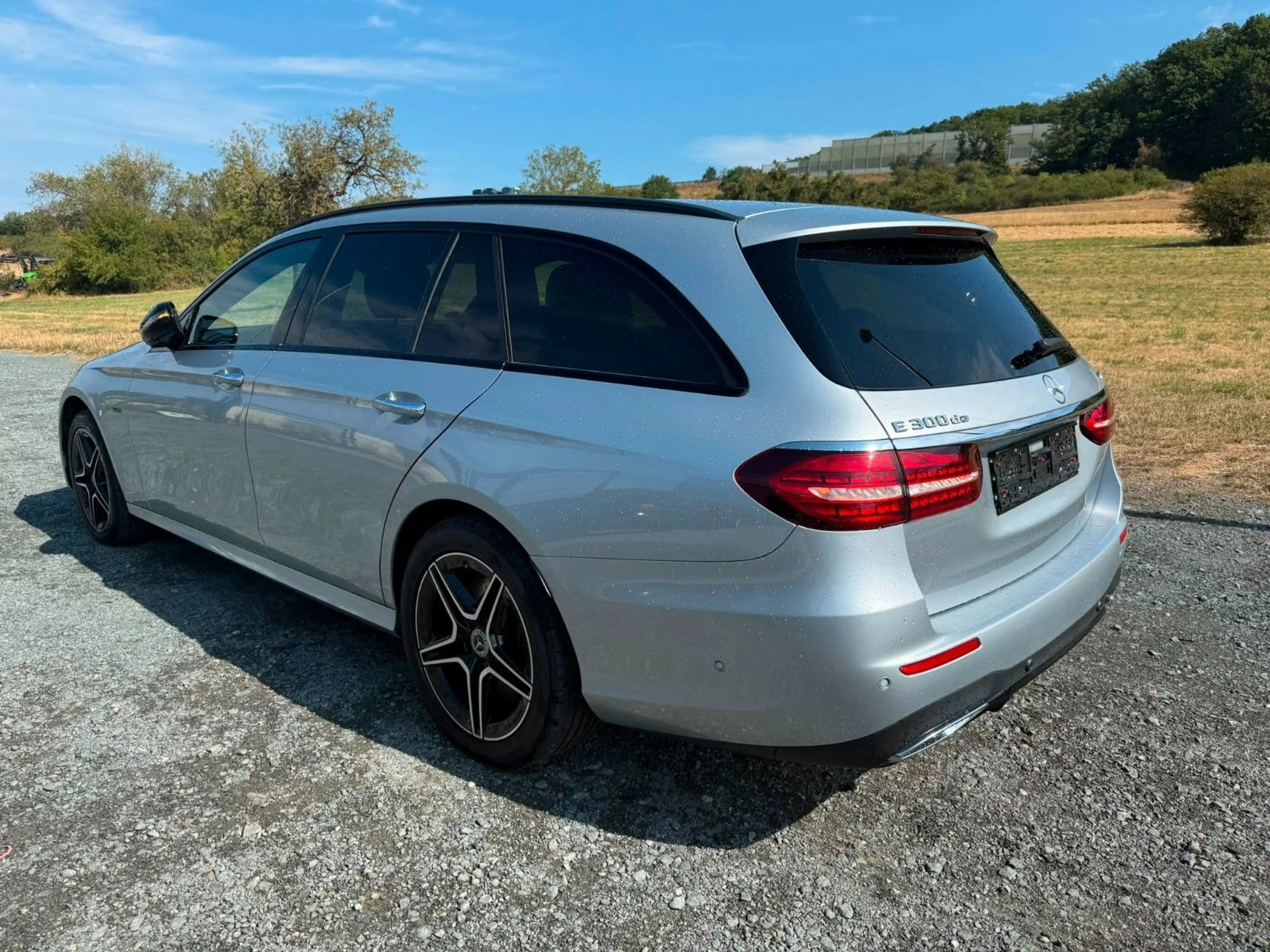 Mercedes-Benz E 300 T-Modell E 300 de 4Matic — photo 15