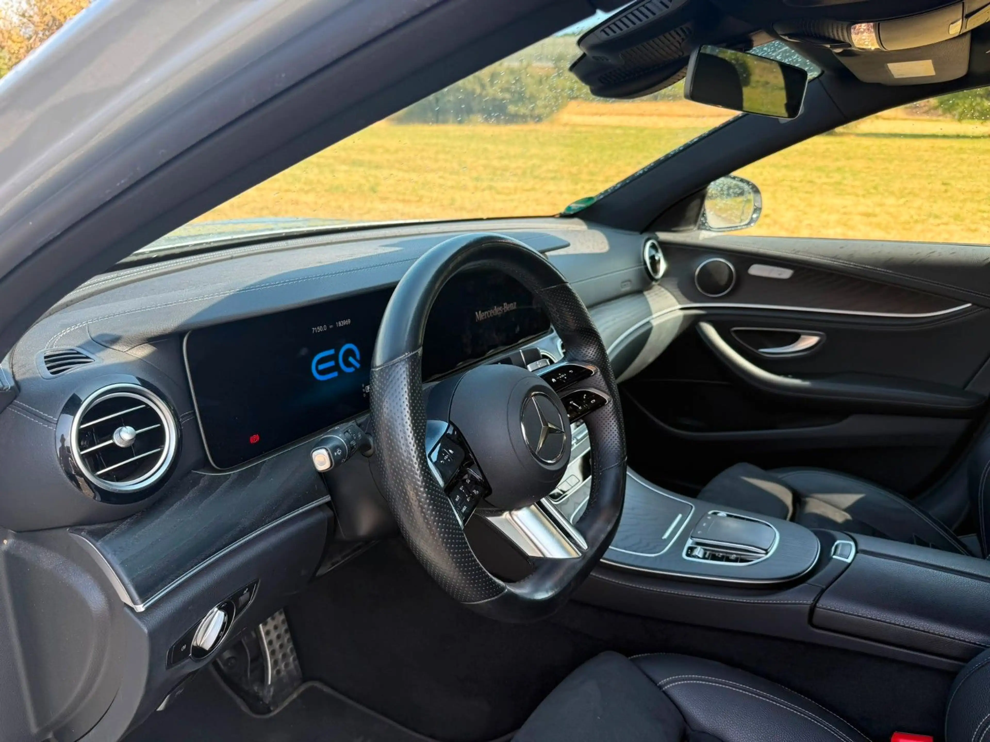 Mercedes-Benz E 300 T-Modell E 300 de 4Matic — photo 14