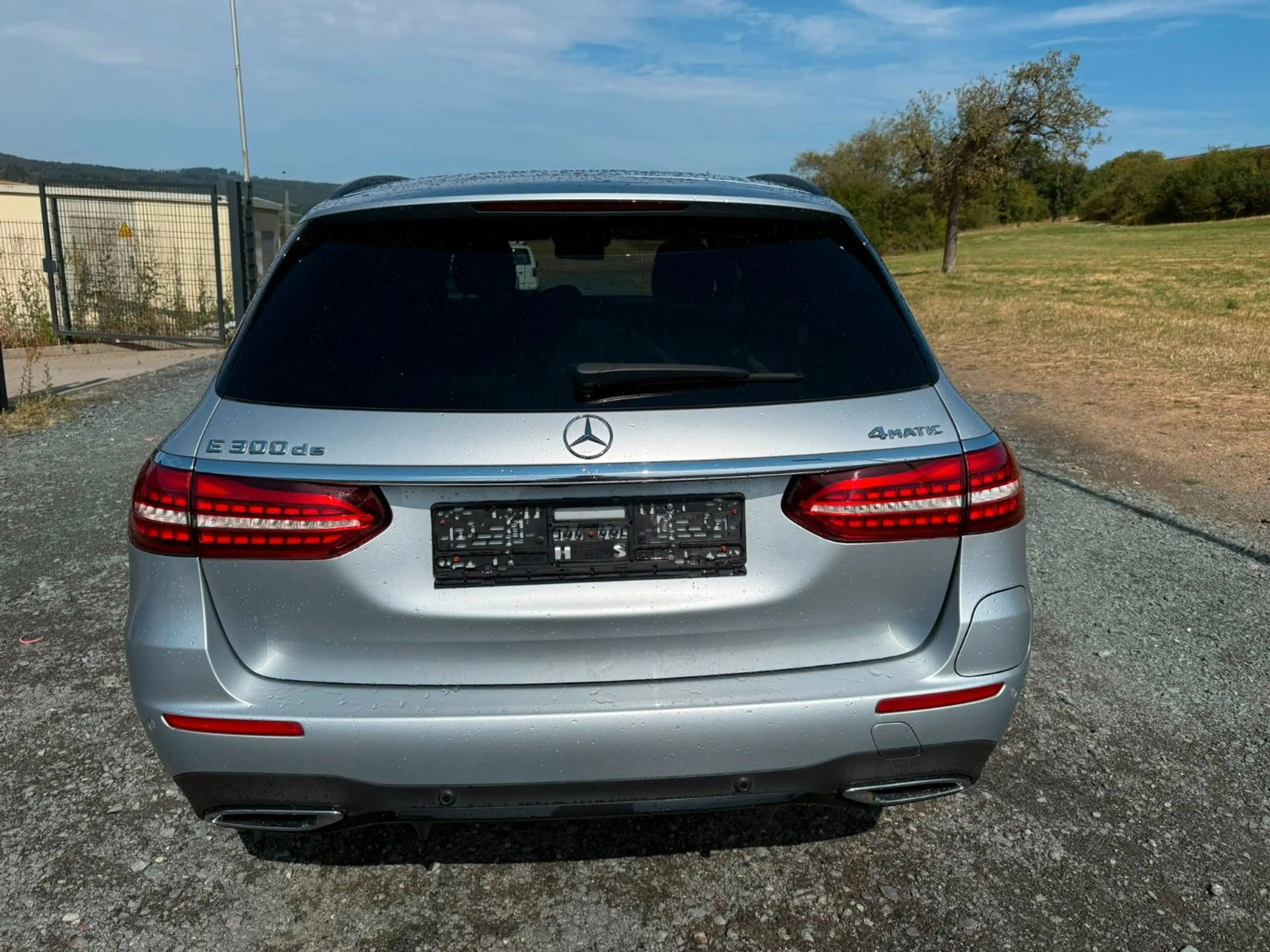 Mercedes-Benz E 300 T-Modell E 300 de 4Matic — photo 9