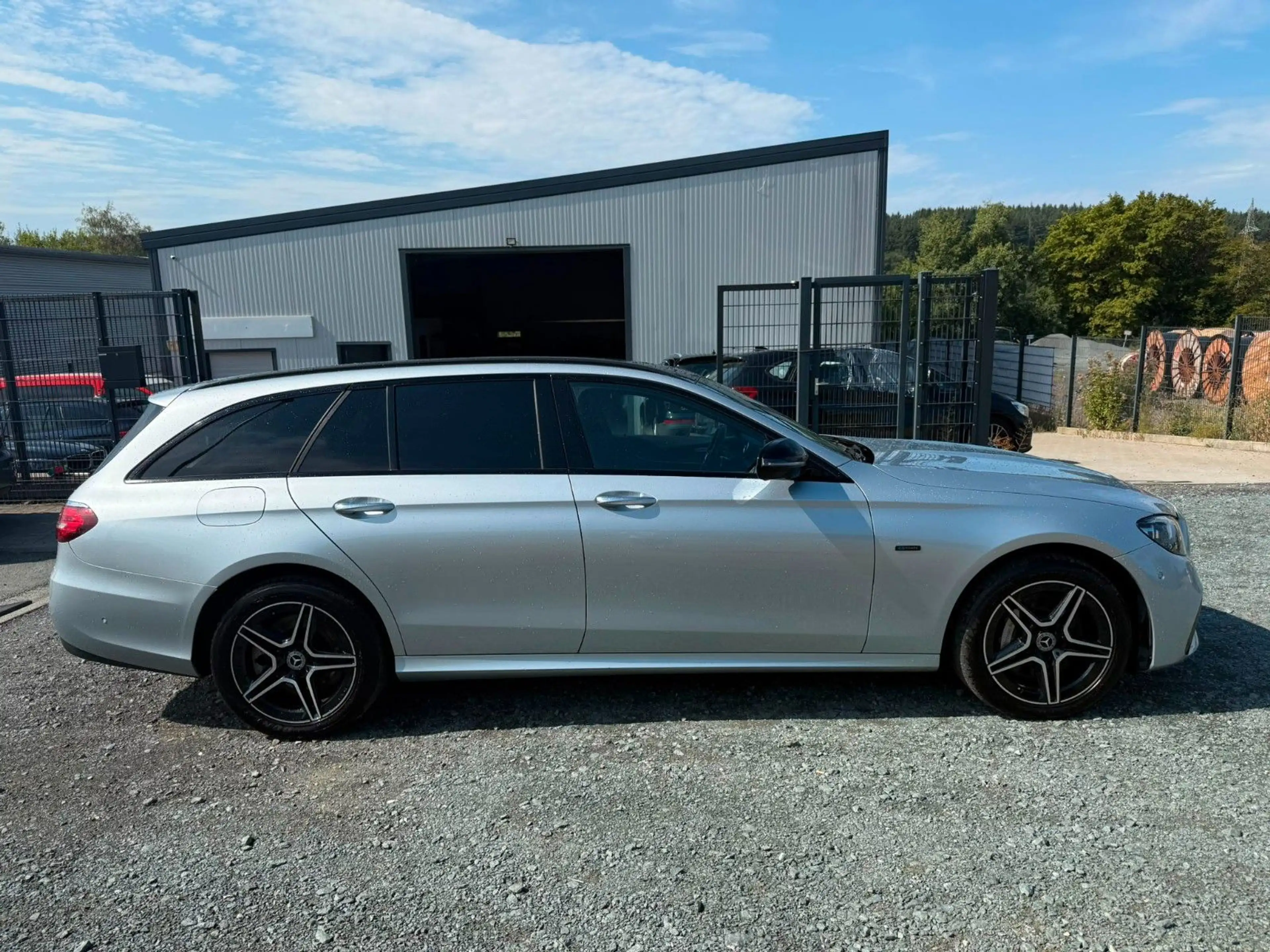 Mercedes-Benz E 300 T-Modell E 300 de 4Matic — photo 2