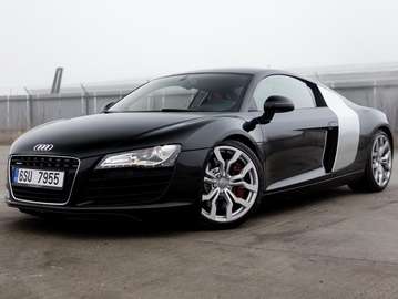 R8 4.2 FSI quattro R tronic