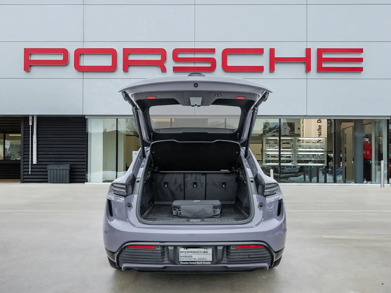 Porsche Macan снимка Porsche Macan