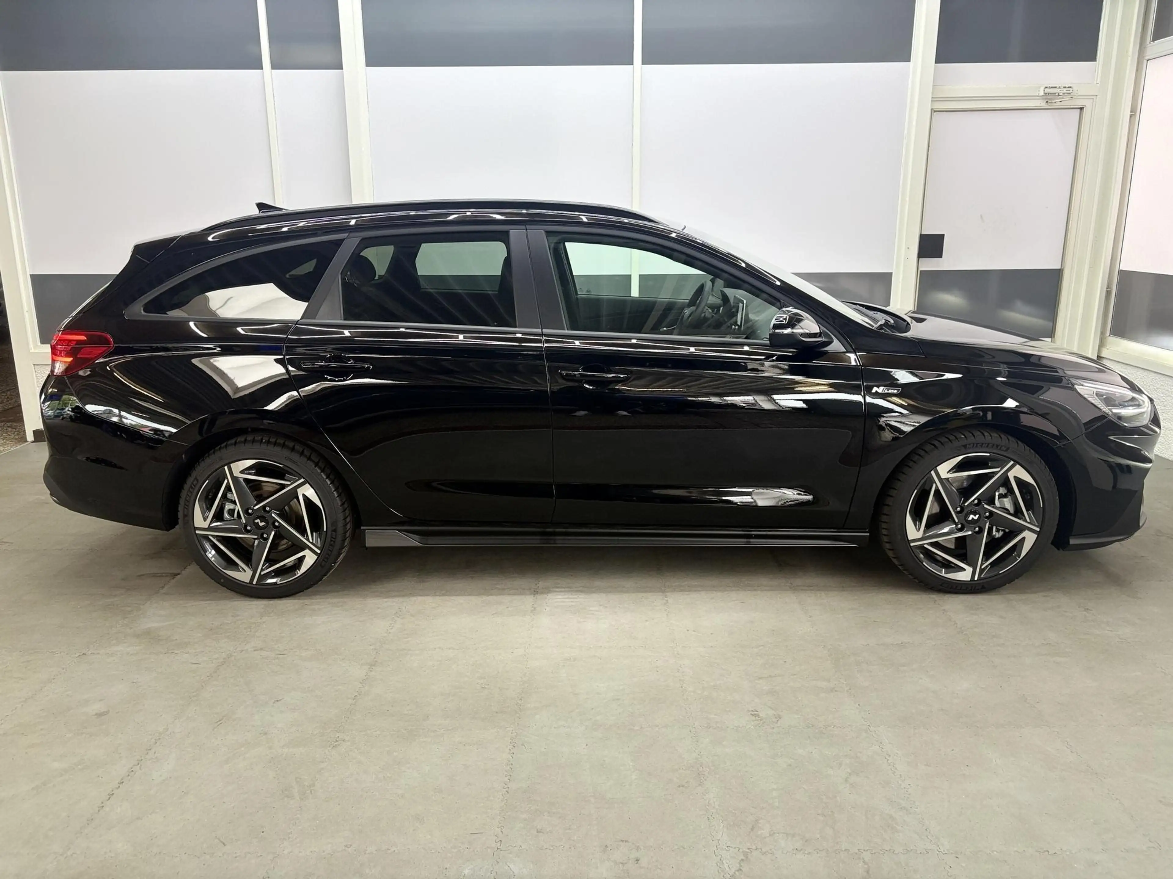 Hyundai i30 Kombi IMPRESSION N-LINE DCT ACC SHZ MEMORY SMAR... — photo 4