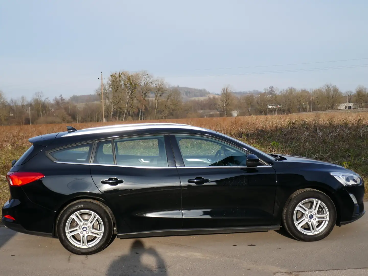 Ford Focus Cool&Connect Schwarz - 2