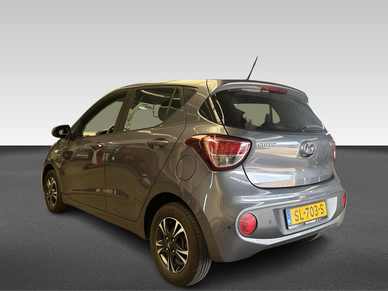 Hyundai i10 1.0i Comfort — photo 3