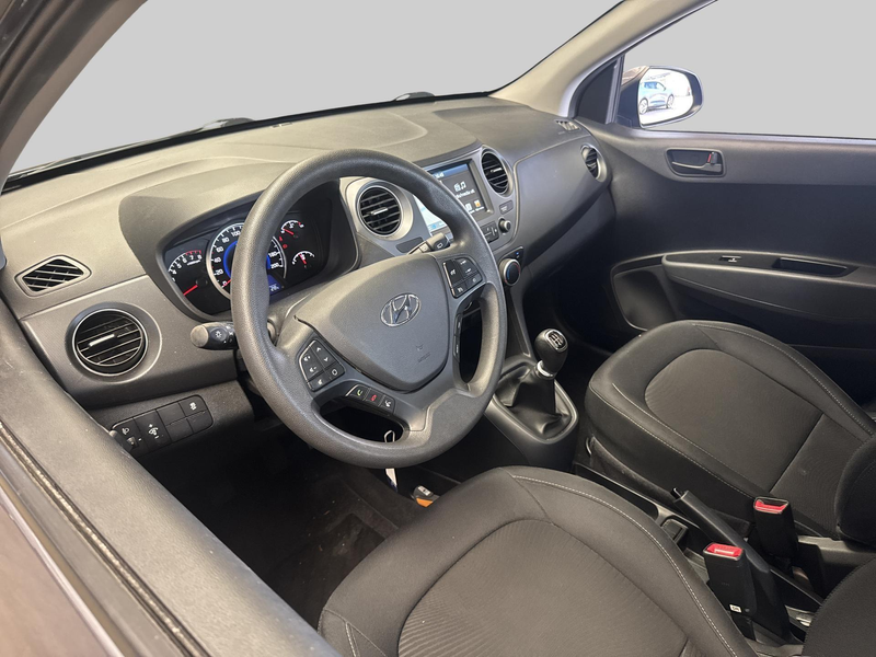 Hyundai i10 1.0i Comfort — photo 4
