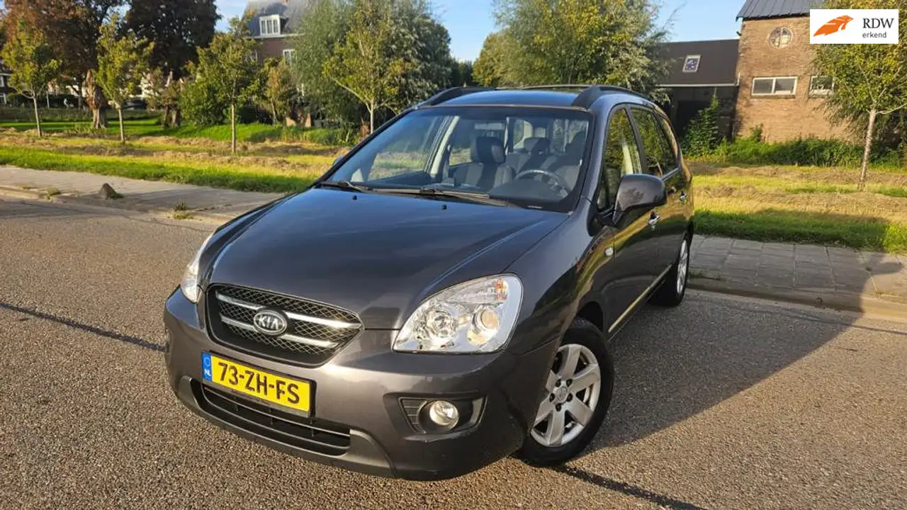 Kia Carens