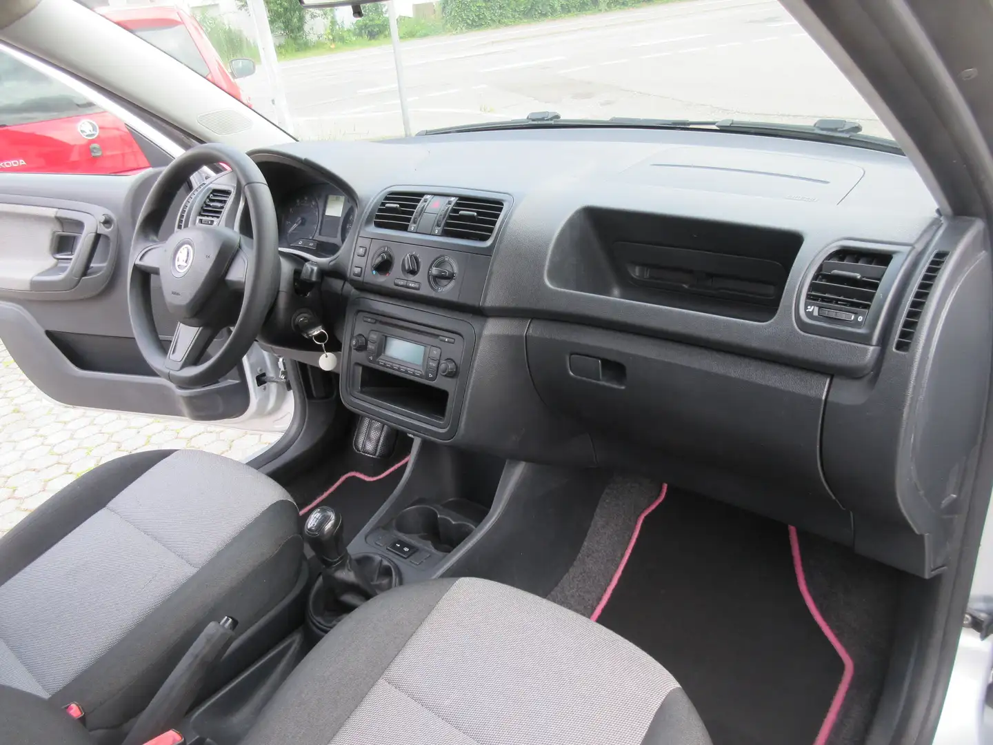 Skoda Fabia Active*aus 1. Hand+Klima* Grau - 2
