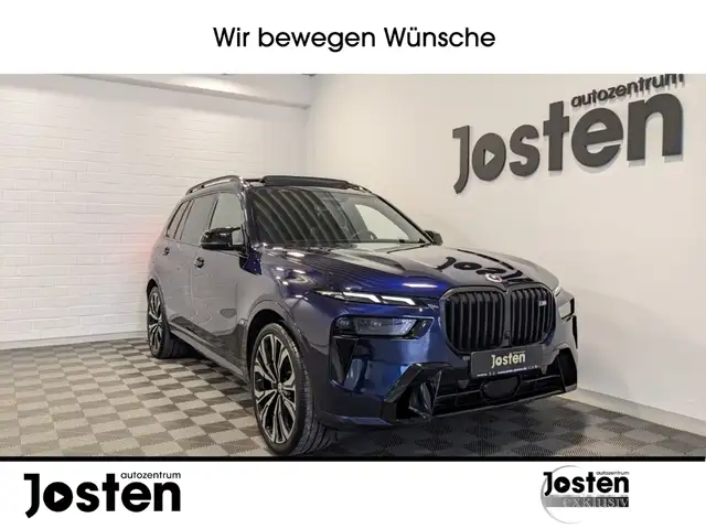 BMW X7 i M Sport Pro HUD StandHZG AHK B&W Pano