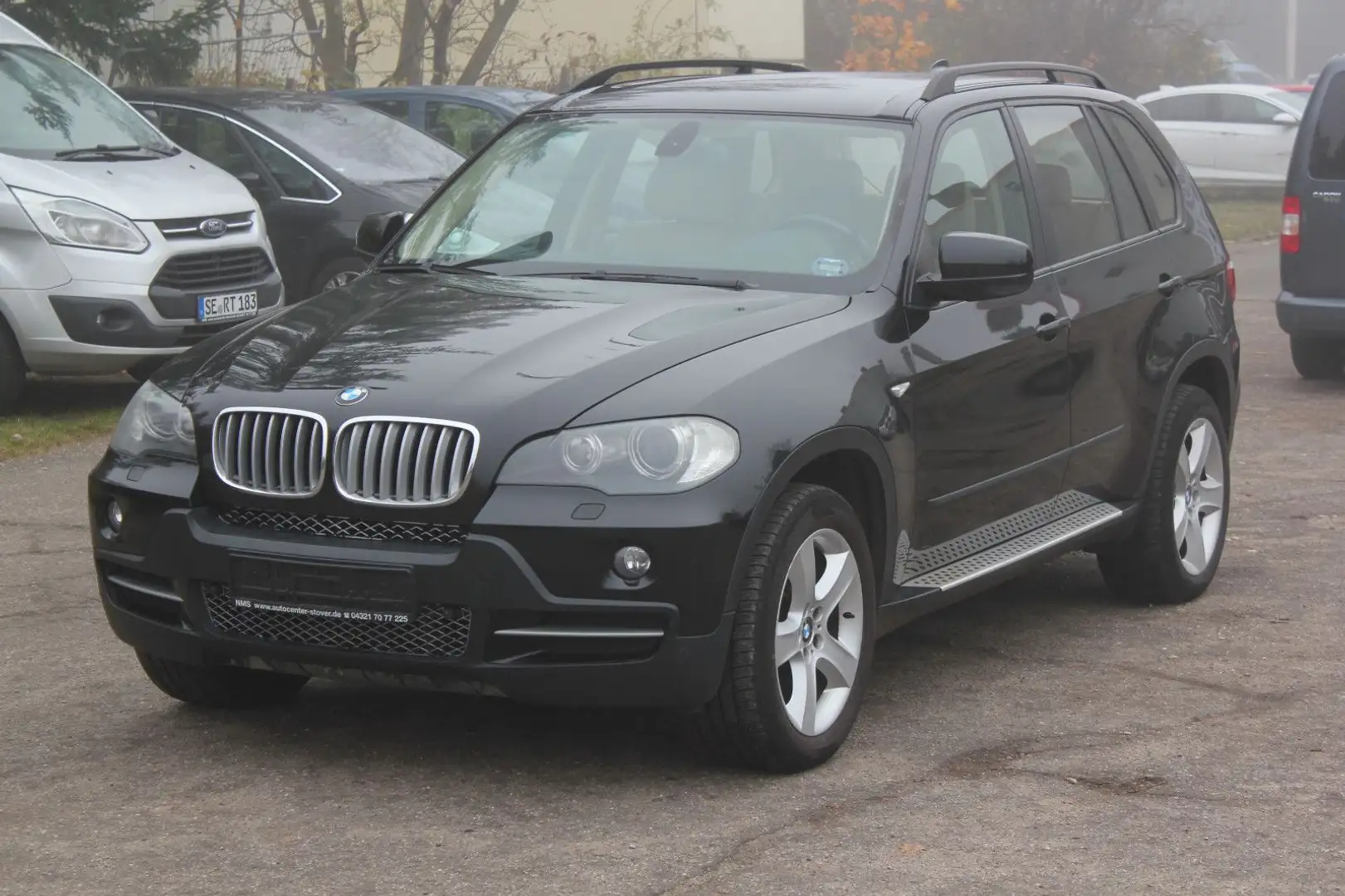 BMW X5 3.0d-LEDER-NAVI-ALU-AHK Schwarz - 1
