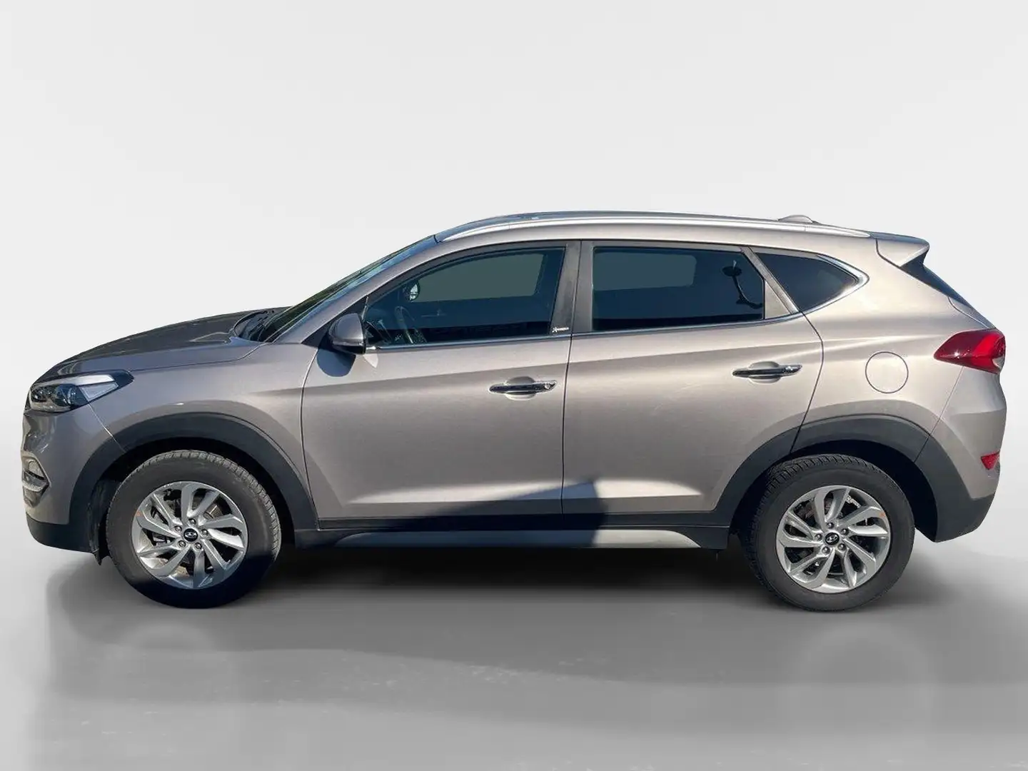 Hyundai TUCSON 1.7 CRDi Comfort Beige - 2
