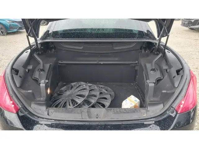 Peugeot 308 view 14