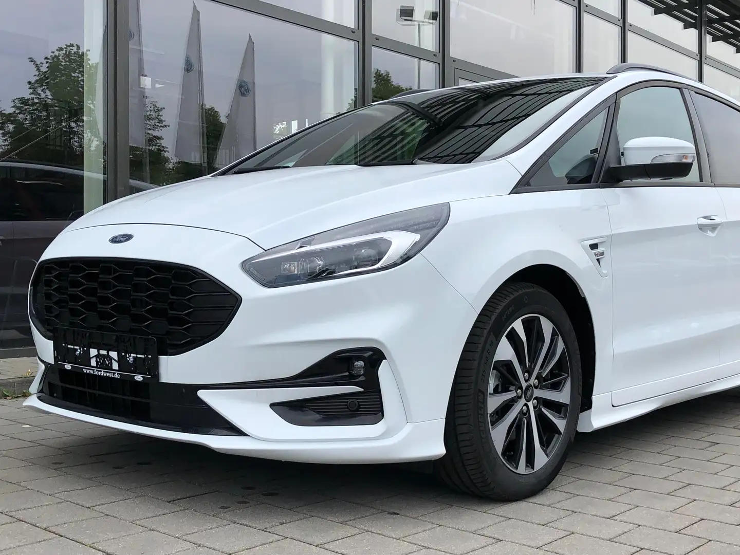 Ford S-Max 378 S-Max 2.5 Duratec FHEV Hybrid ST-Line Weiß - 2