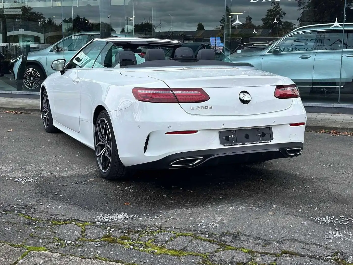 Mercedes-Benz E 220 d Cabrio Blanc - 2
