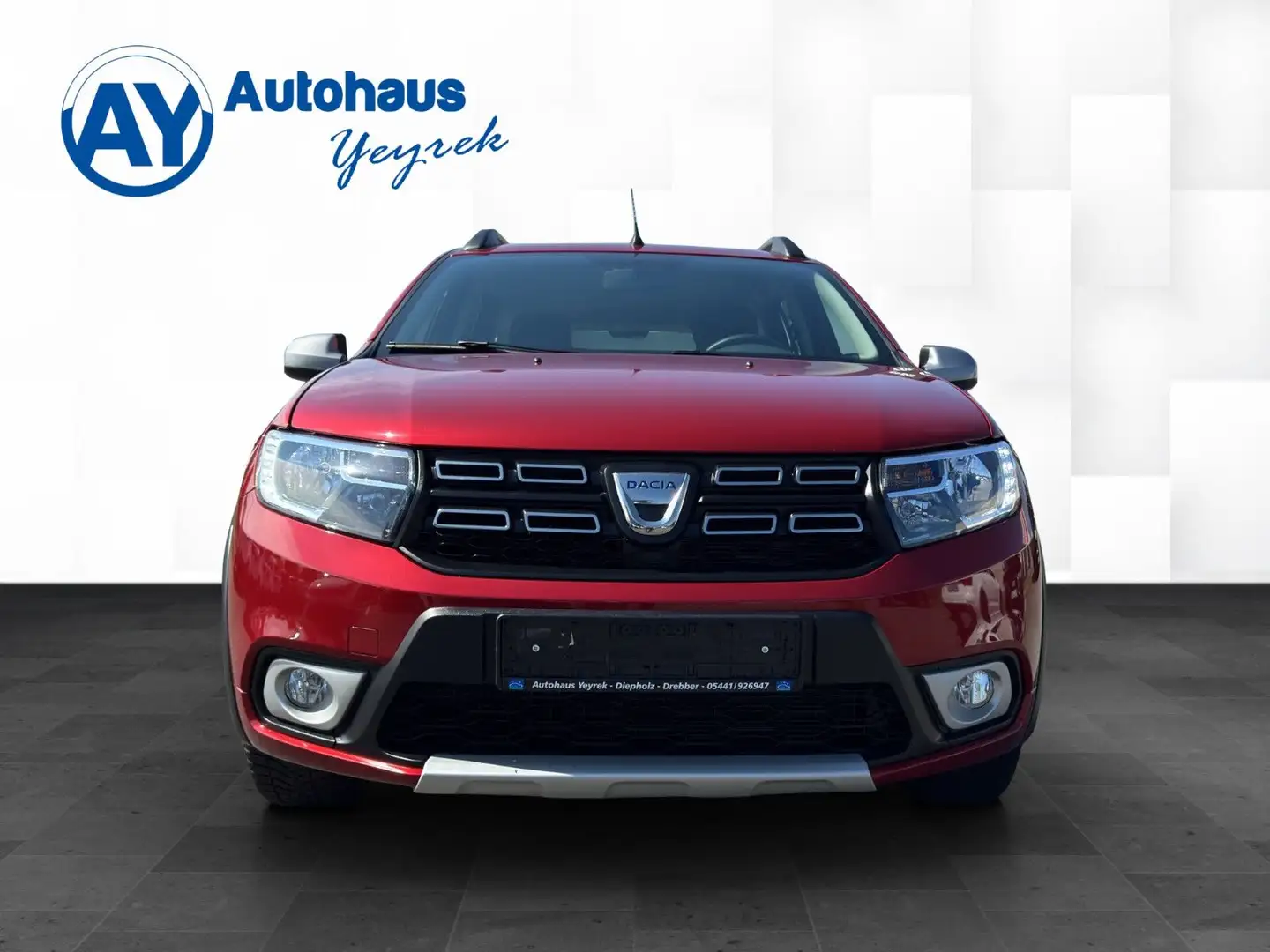 Dacia Logan MCV II Kombi Stepway*NAV*CAM* Rot - 2