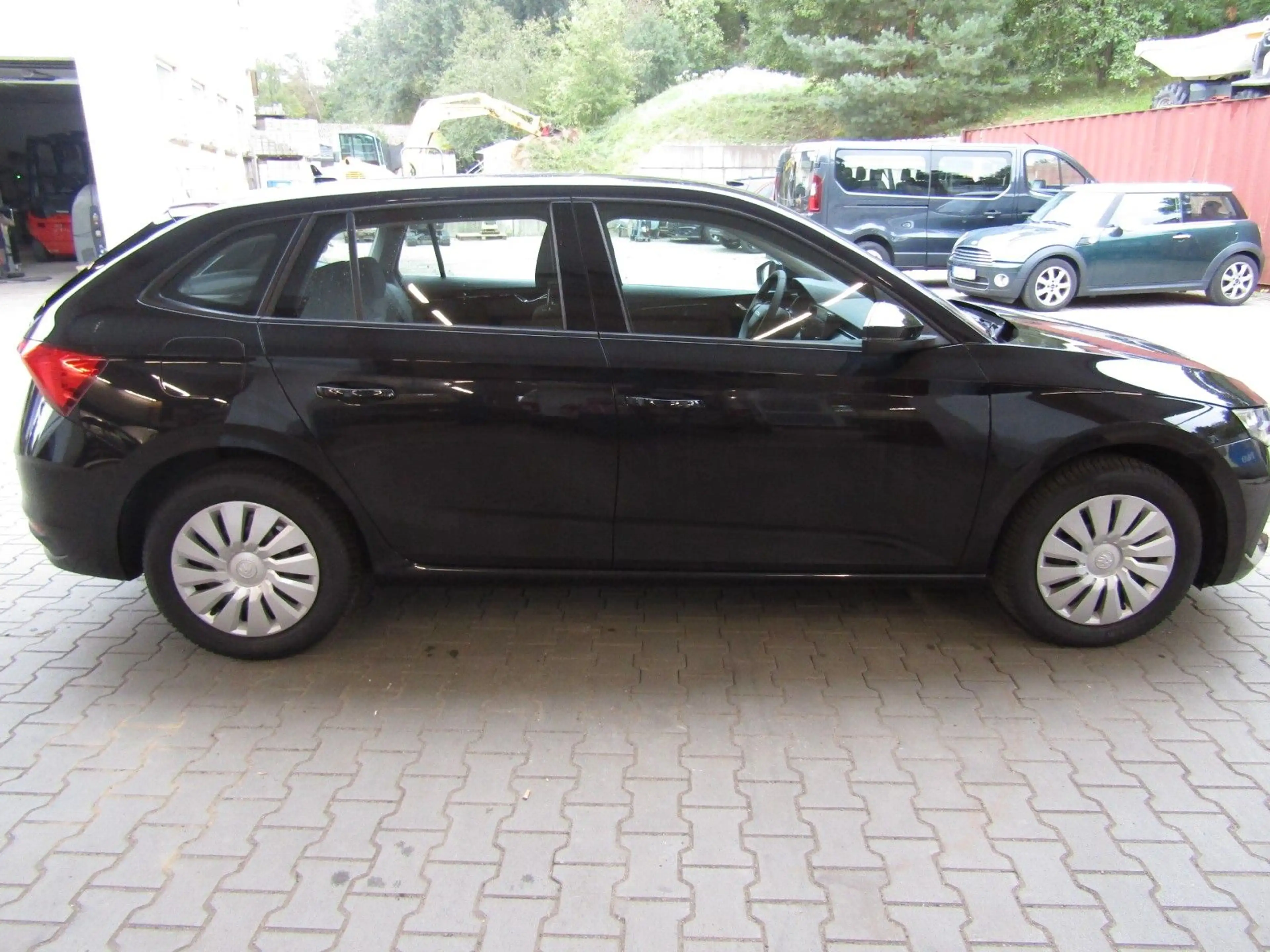 Skoda Scala Essence PDC LED DAB Top Zustand — photo 6