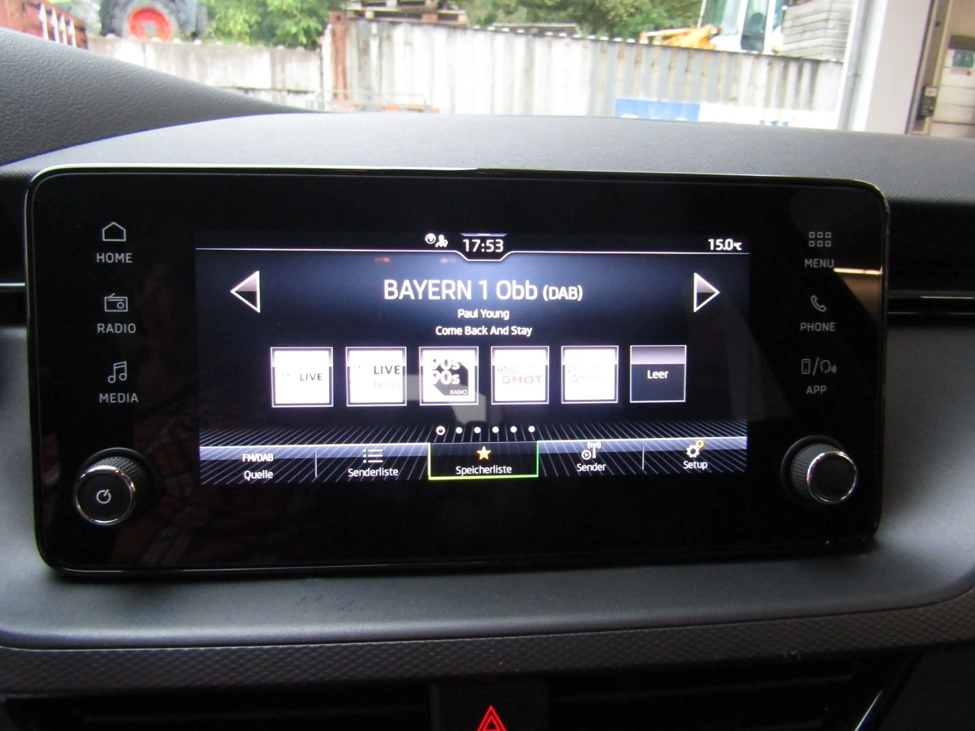 Skoda Scala Essence PDC LED DAB Top Zustand — photo 12