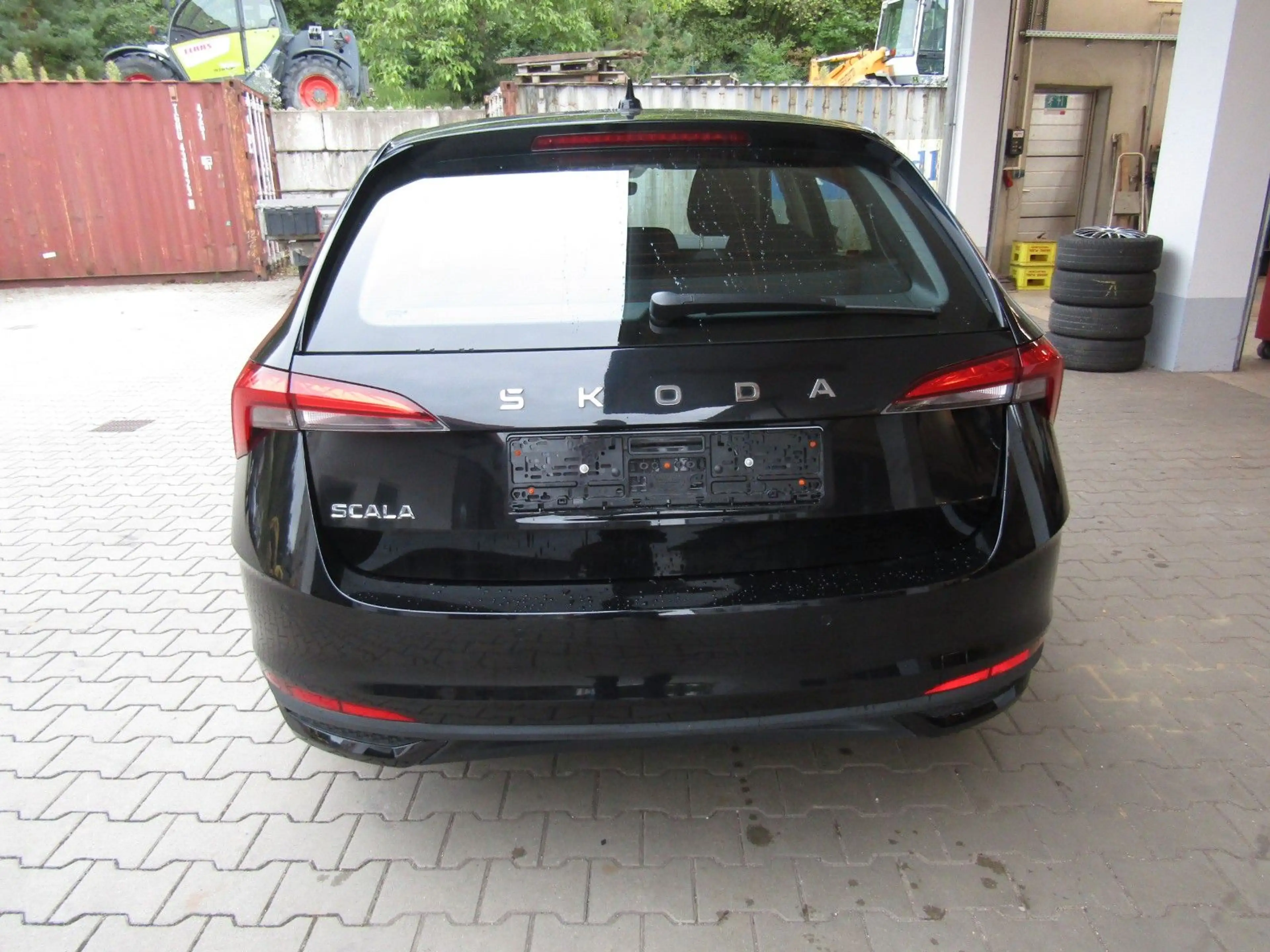 Skoda Scala Essence PDC LED DAB Top Zustand — photo 9