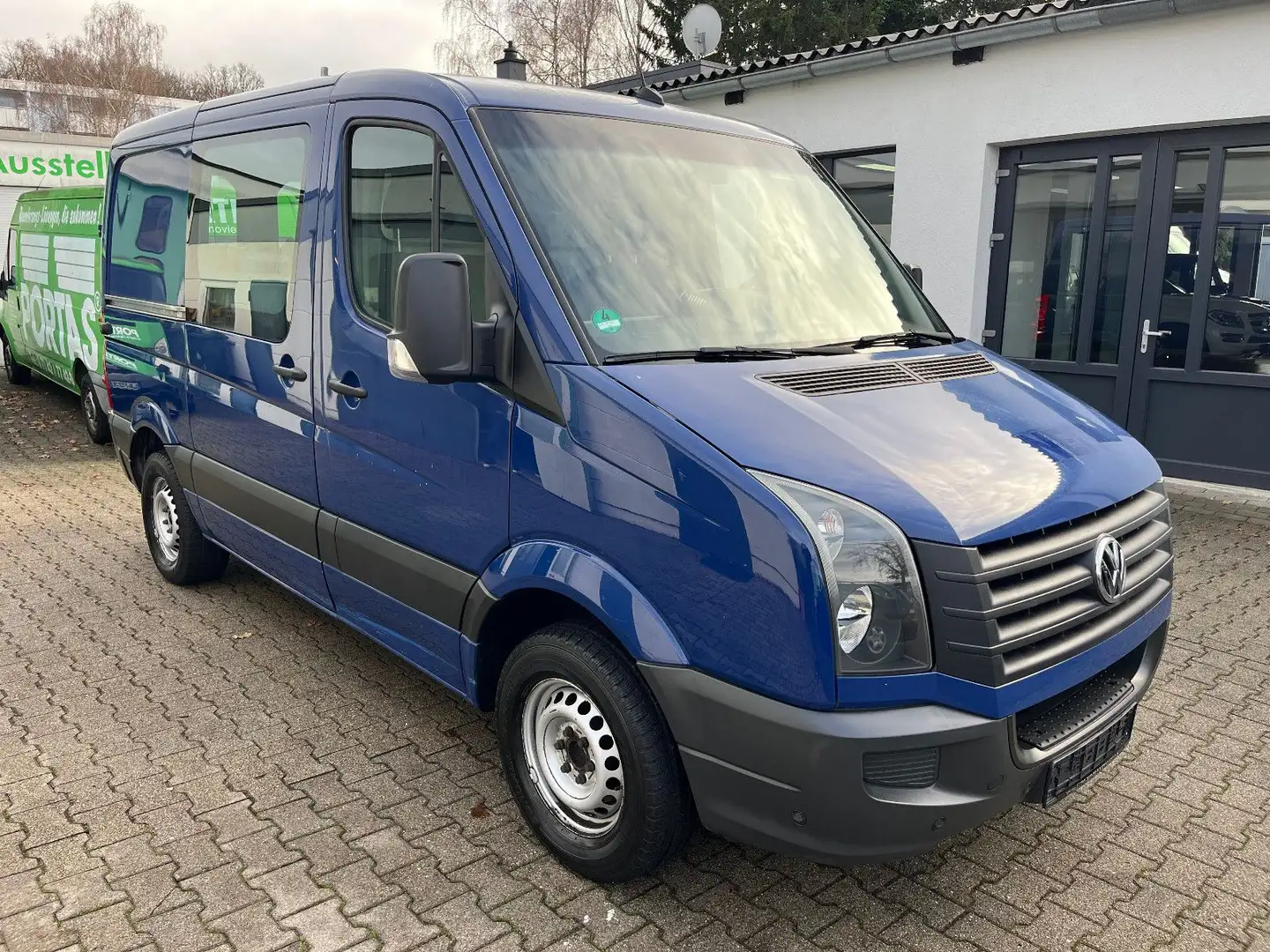 Volkswagen Crafter 2.0 TDI Kasten 35 L1H1 Klima/Bott Blau - 1