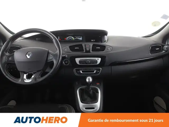 Renault Scenic view 12