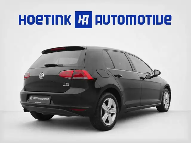 Volkswagen Golf view 2