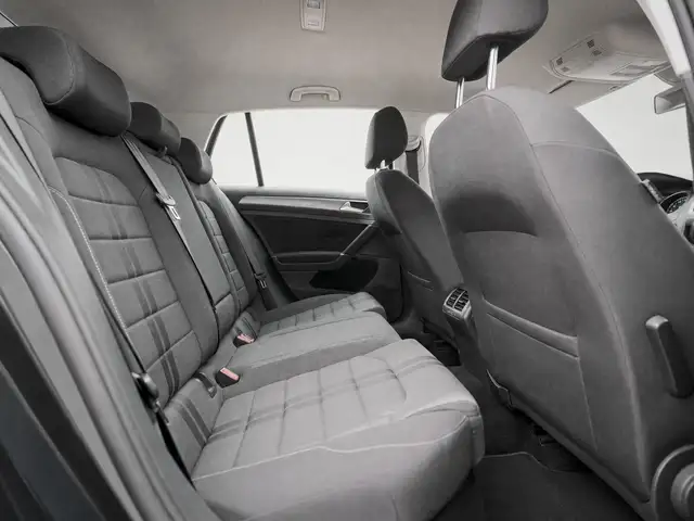 Volkswagen Golf view 29