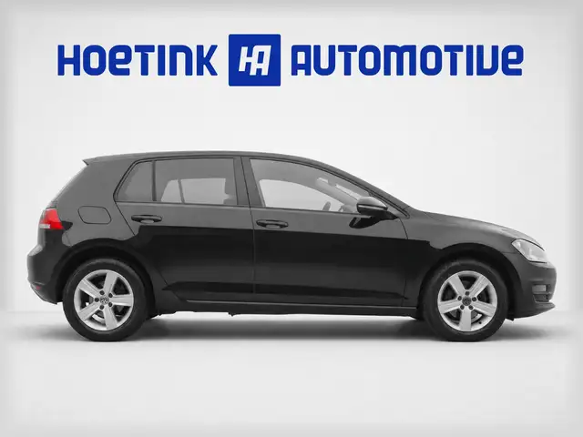 Volkswagen Golf view 9