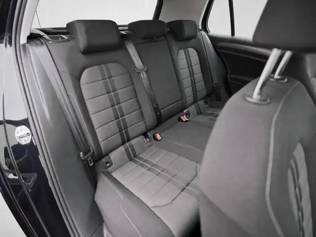 Volkswagen Golf view 30