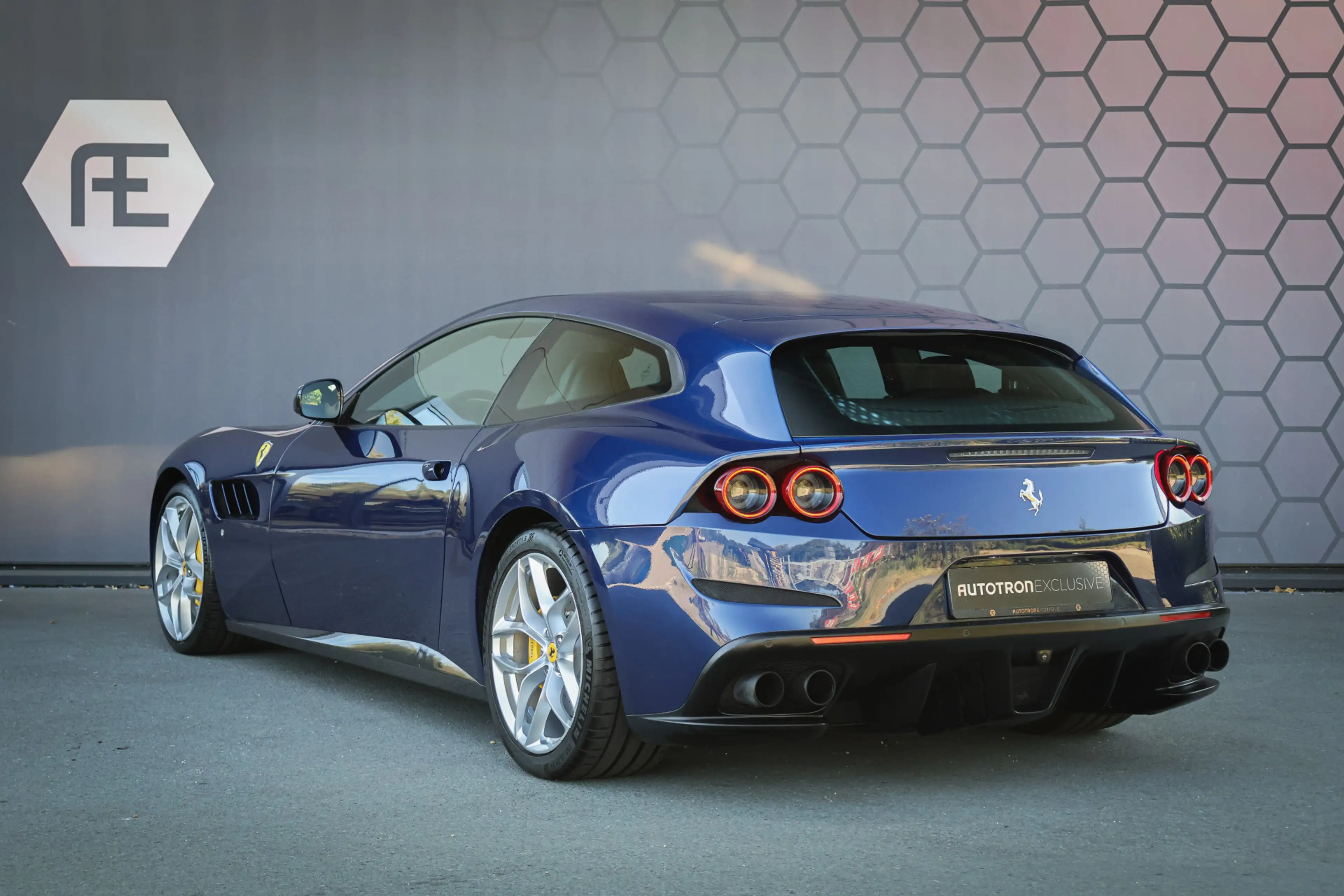 Ferrari GTC4 Lusso T 3.9 V8 | DEALER ONDERHOUDEN | APPLE CARPLAY | CA — photo 17