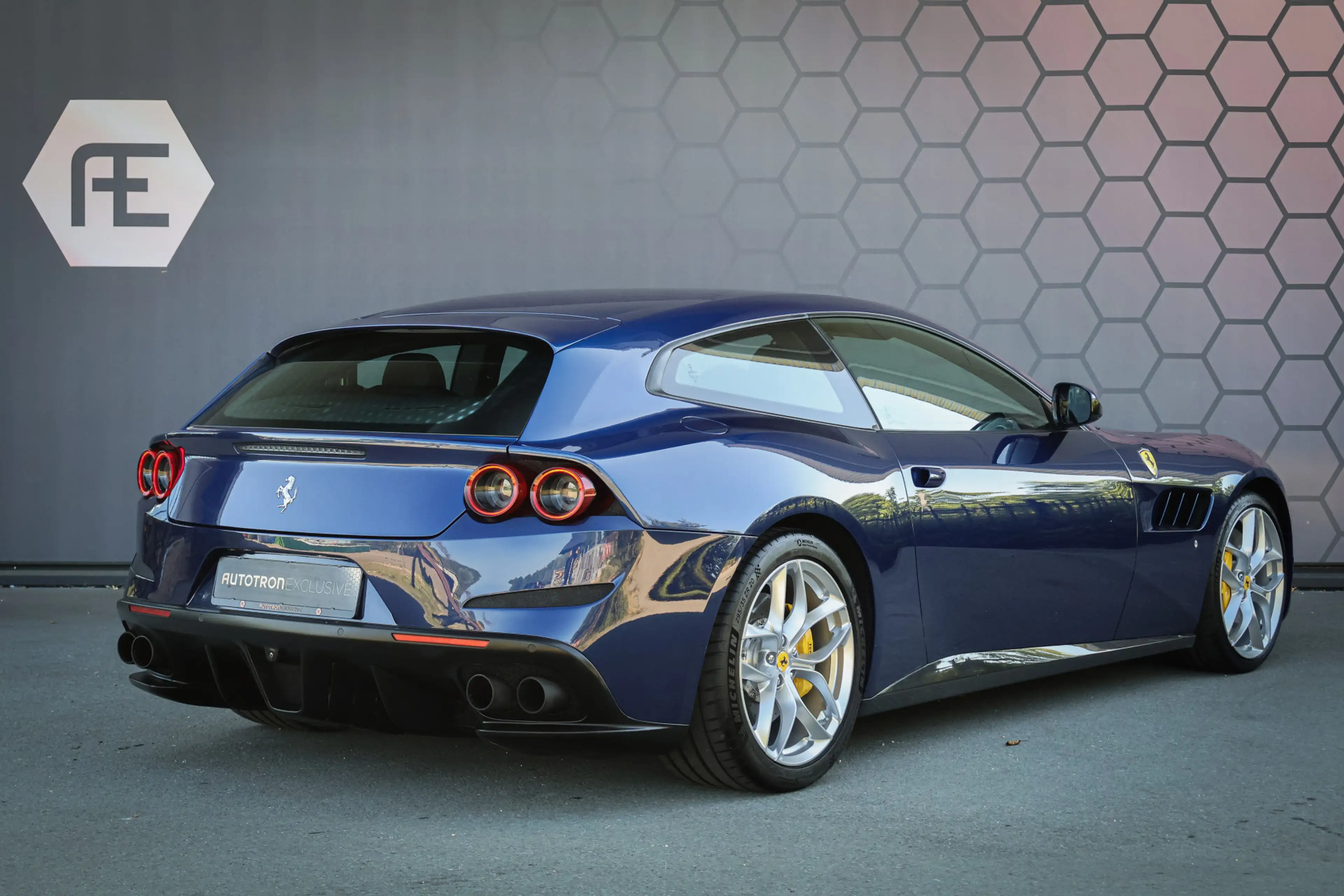 Ferrari GTC4 Lusso T 3.9 V8 | DEALER ONDERHOUDEN | APPLE CARPLAY | CA — photo 2