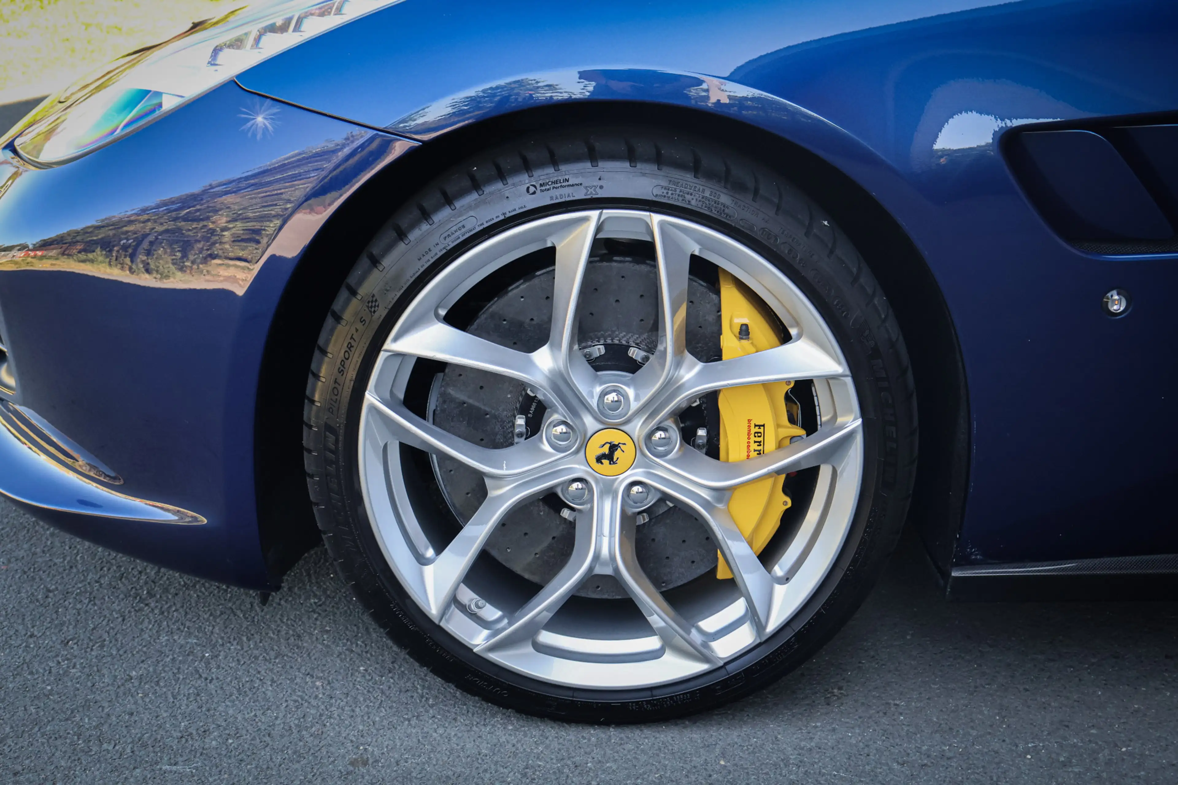 Ferrari GTC4 Lusso T 3.9 V8 | DEALER ONDERHOUDEN | APPLE CARPLAY | CA — photo 12