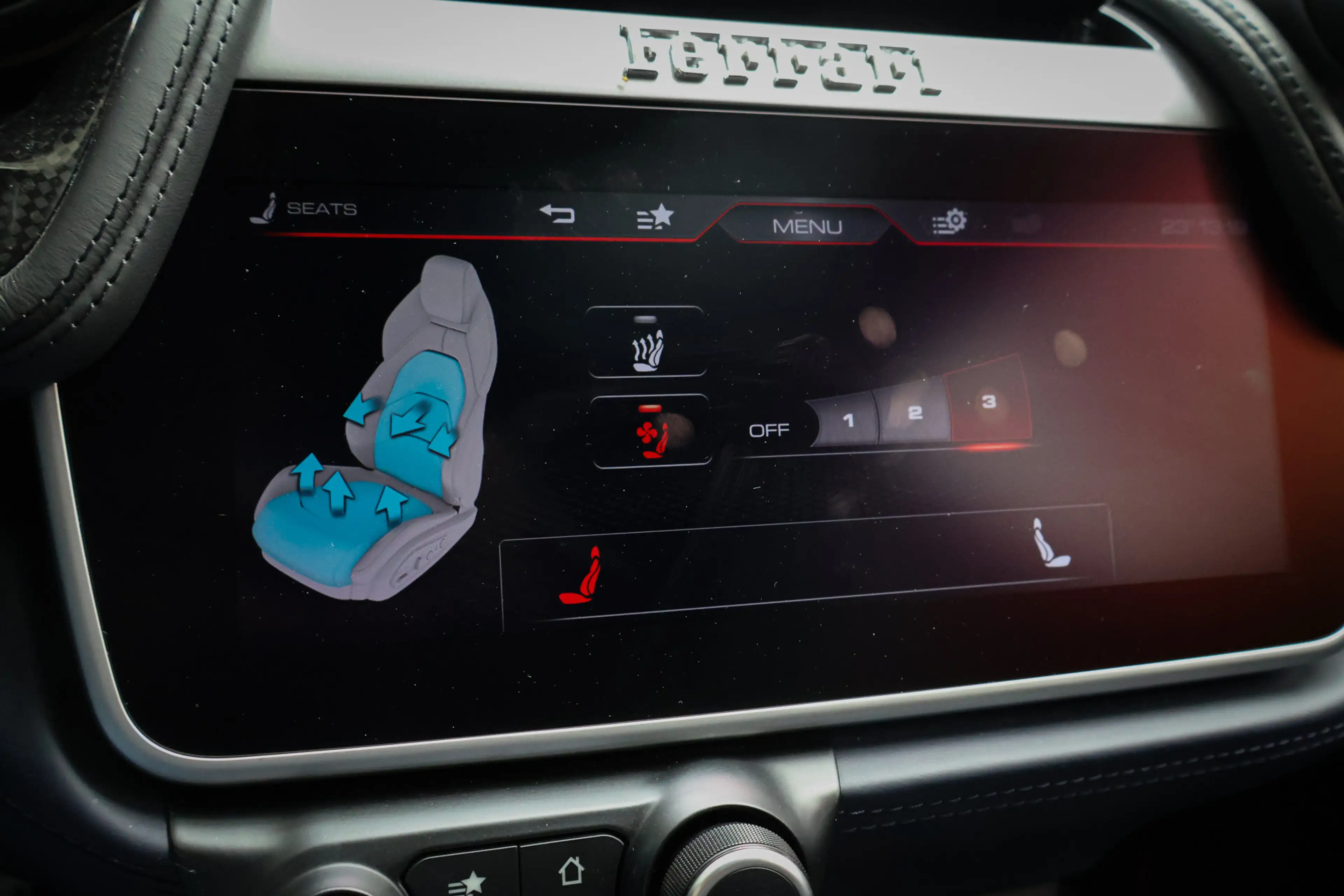 Ferrari GTC4 Lusso T 3.9 V8 | DEALER ONDERHOUDEN | APPLE CARPLAY | CA — photo 13