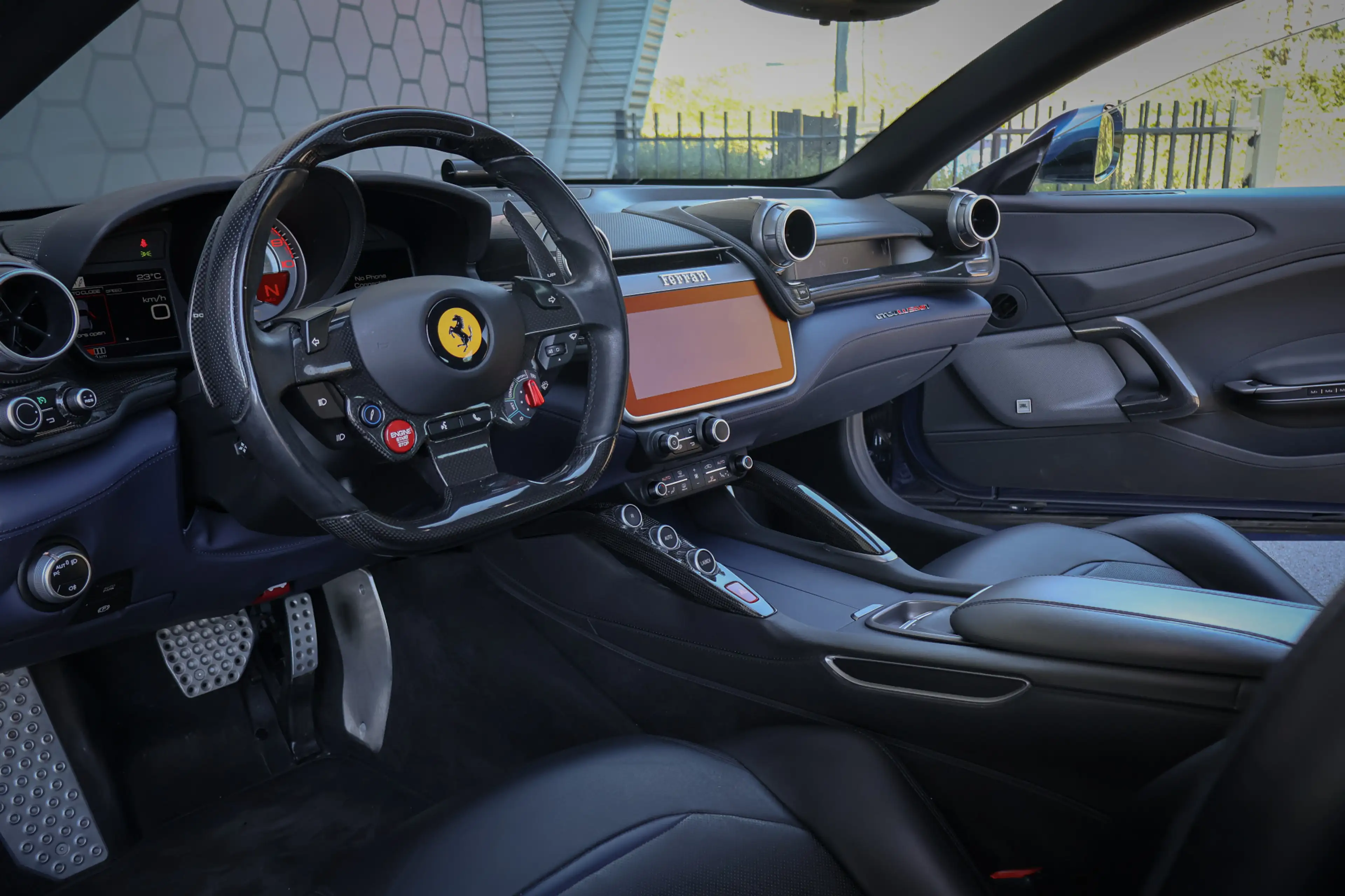 Ferrari GTC4 Lusso T 3.9 V8 | DEALER ONDERHOUDEN | APPLE CARPLAY | CA — photo 14